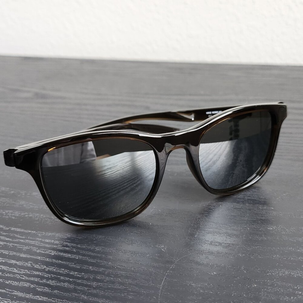 NIKE REBELRY MENS SUNGLASSES WAYFARER TYPE